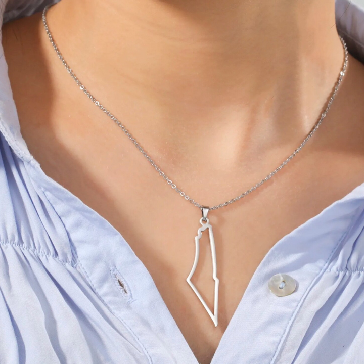 Collana Terra Sacra – Ogni Acquisto È Un Gesto Concreto