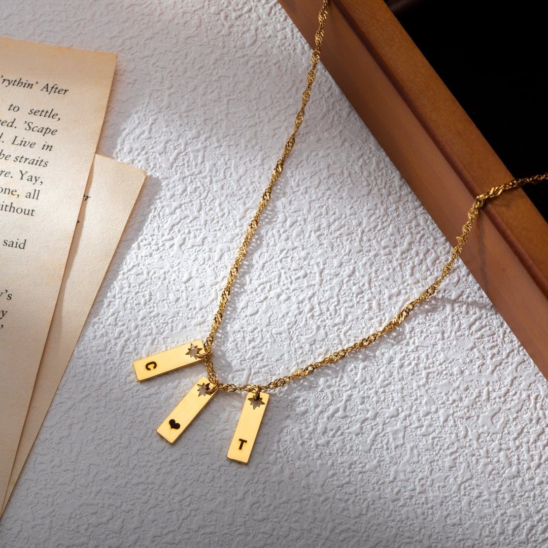 Come prendersi cura dei gioielli personalizzati