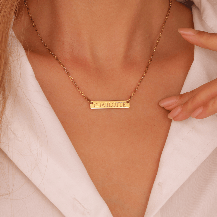 Bar Nameplate Necklace - ALMAGIOIELLI
