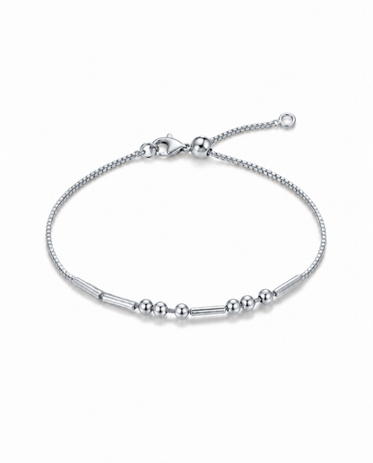 Bracelet argenté en code Morse avec fermoir mousqueton et boule coulissante réglable