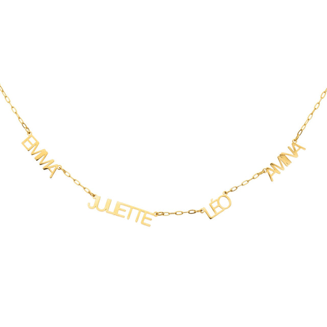Collana multi-nome con lettere maiuscole