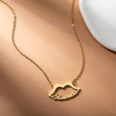 Custom Lips Name Necklace – Engraved Pendant - ALMAGIOIELLI