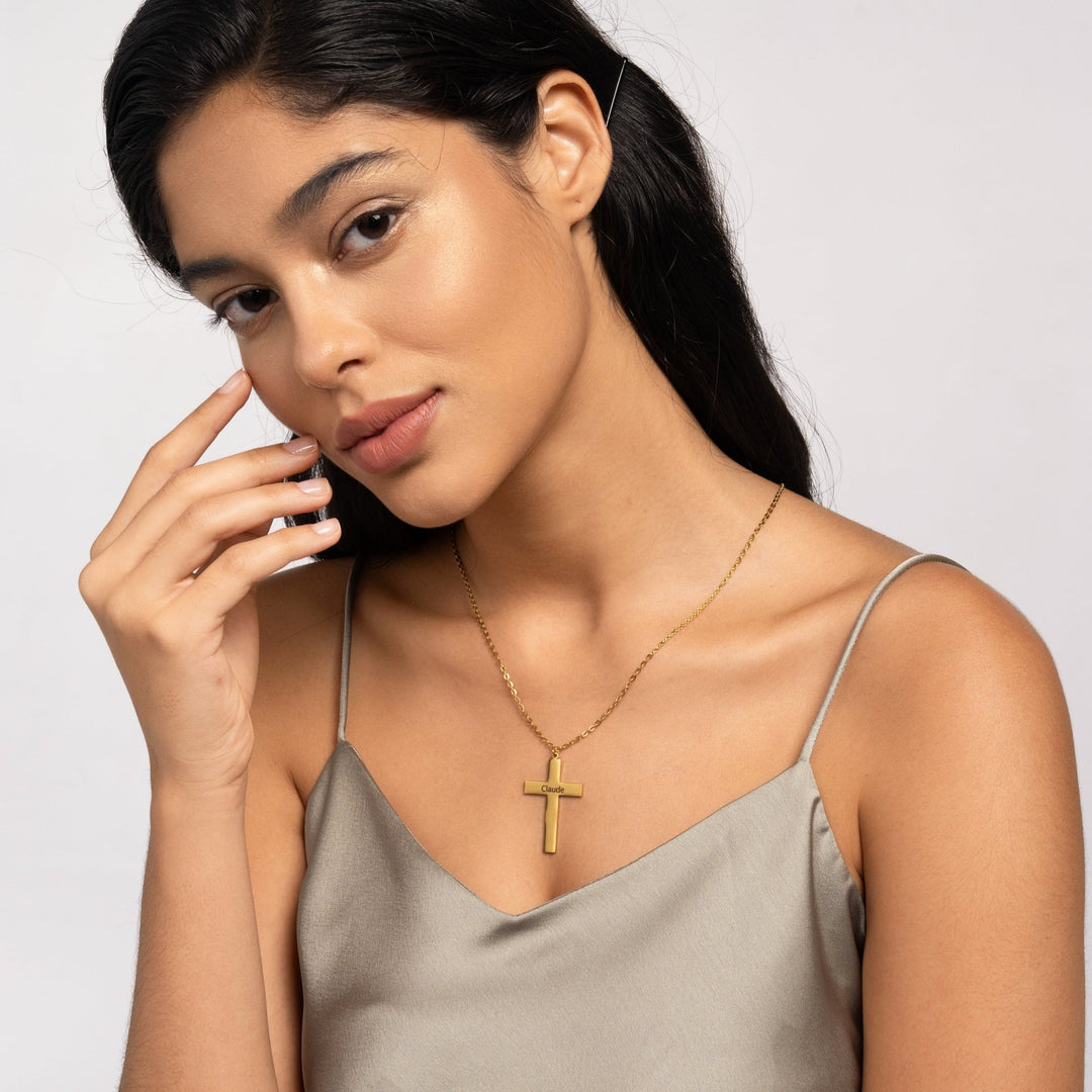 Personalized Cross Pendant - ALMAGIOIELLI