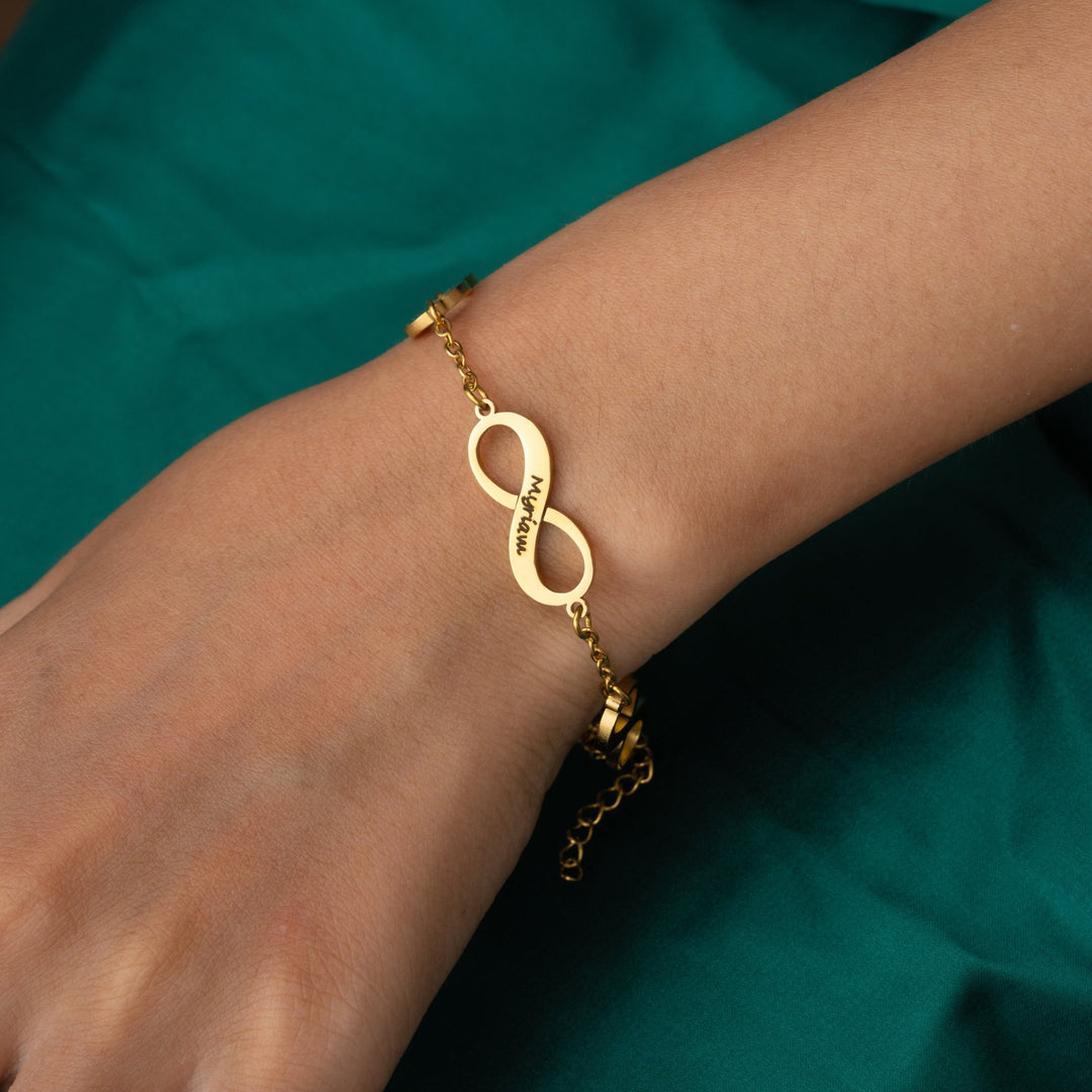 Personalized Infinity Pendant Bracelet - ALMAGIOIELLI