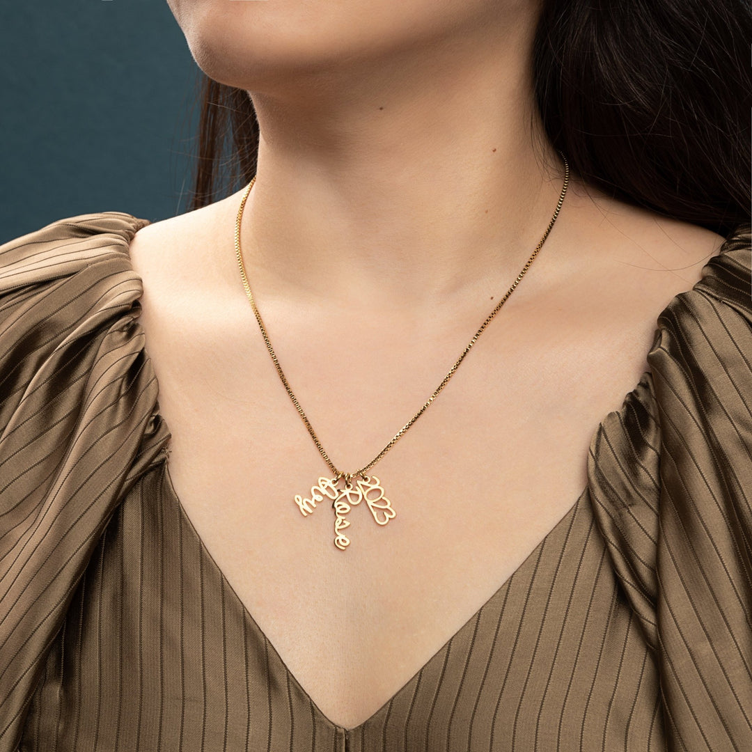 Personalized Vertical Cursive Pendant Necklace - ALMAGIOIELLI